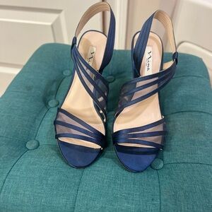 Nina navy heels
